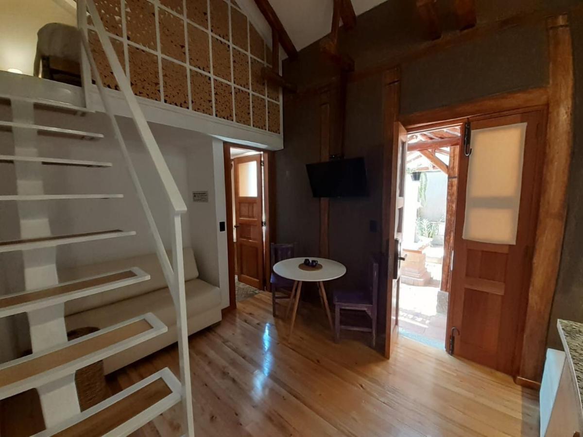 Hostal Suite Le Fabrique Куенка Екстер'єр фото