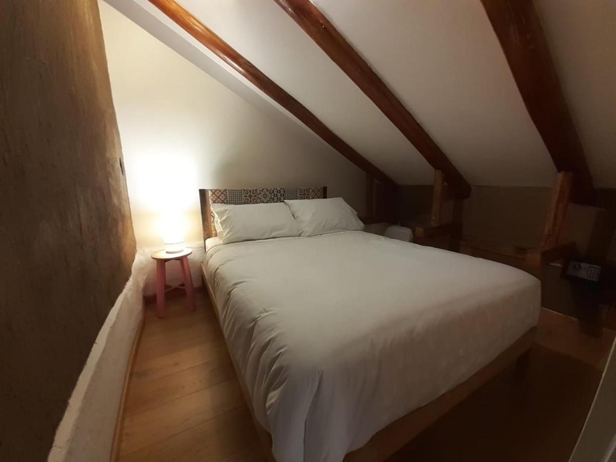 Hostal Suite Le Fabrique Куенка Екстер'єр фото