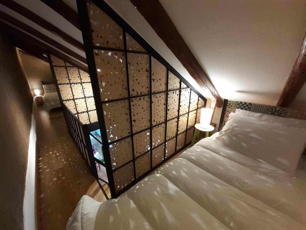 Hostal Suite Le Fabrique Куенка Екстер'єр фото