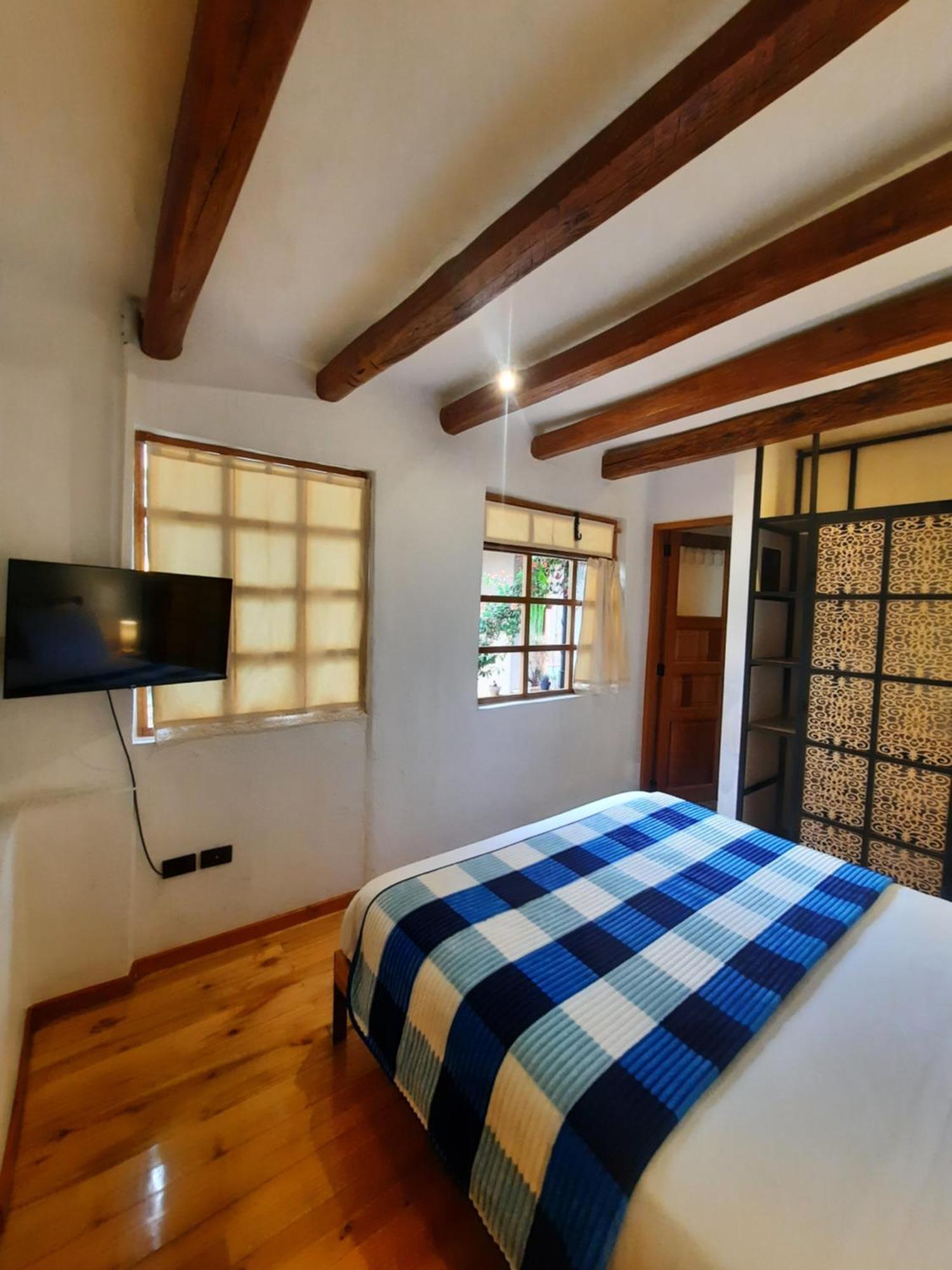 Hostal Suite Le Fabrique Куенка Екстер'єр фото