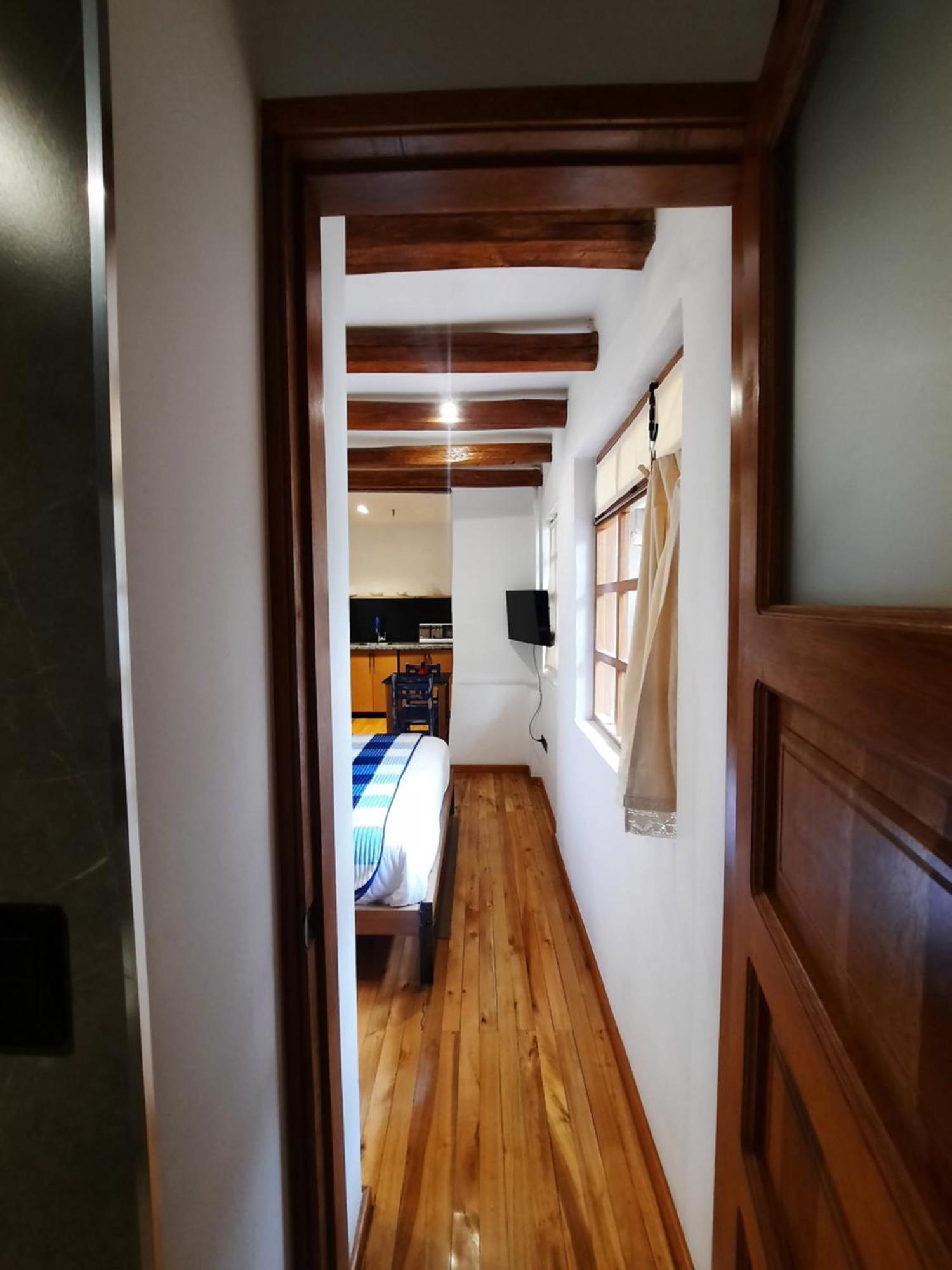 Hostal Suite Le Fabrique Куенка Екстер'єр фото