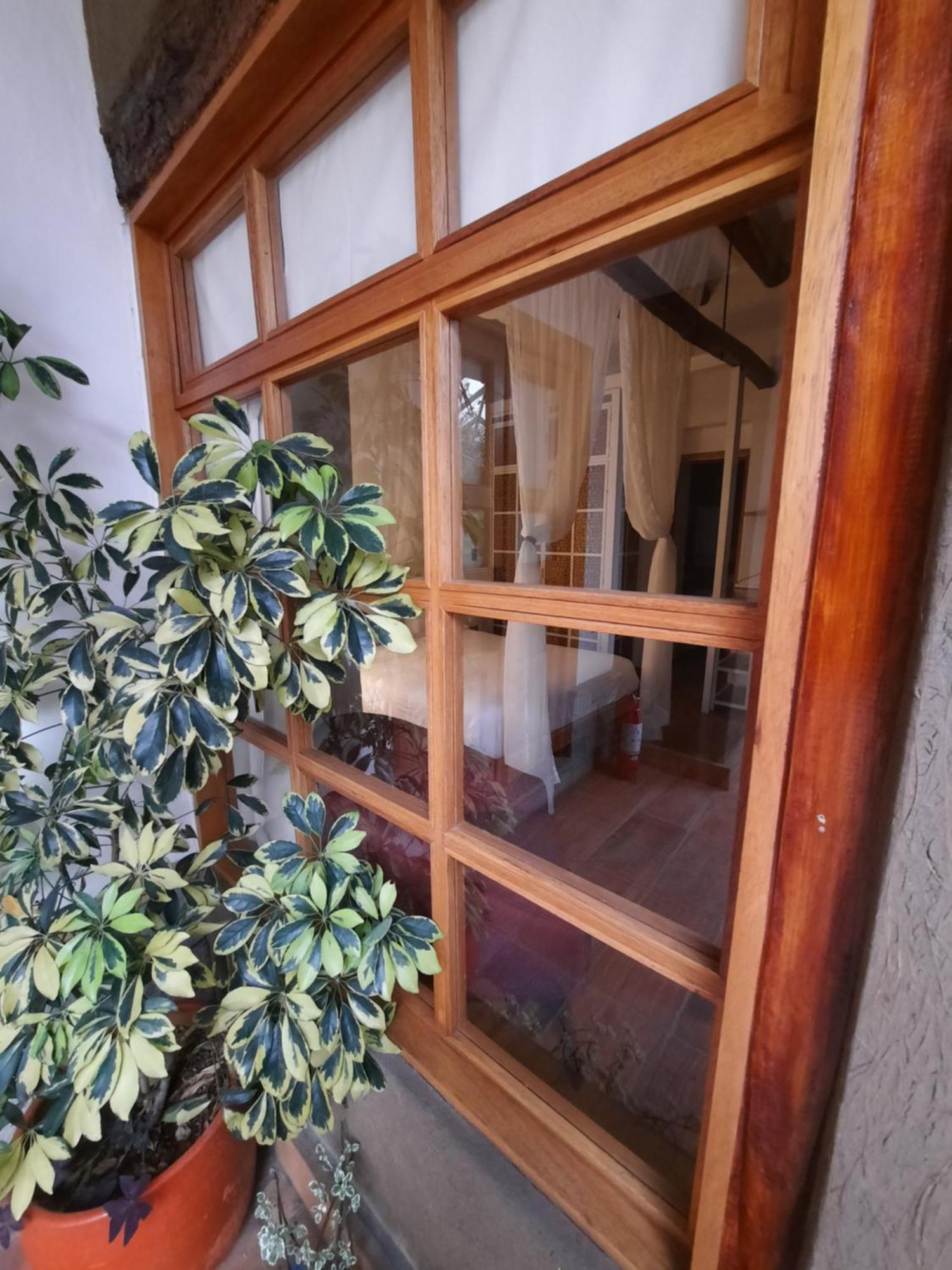 Hostal Suite Le Fabrique Куенка Екстер'єр фото