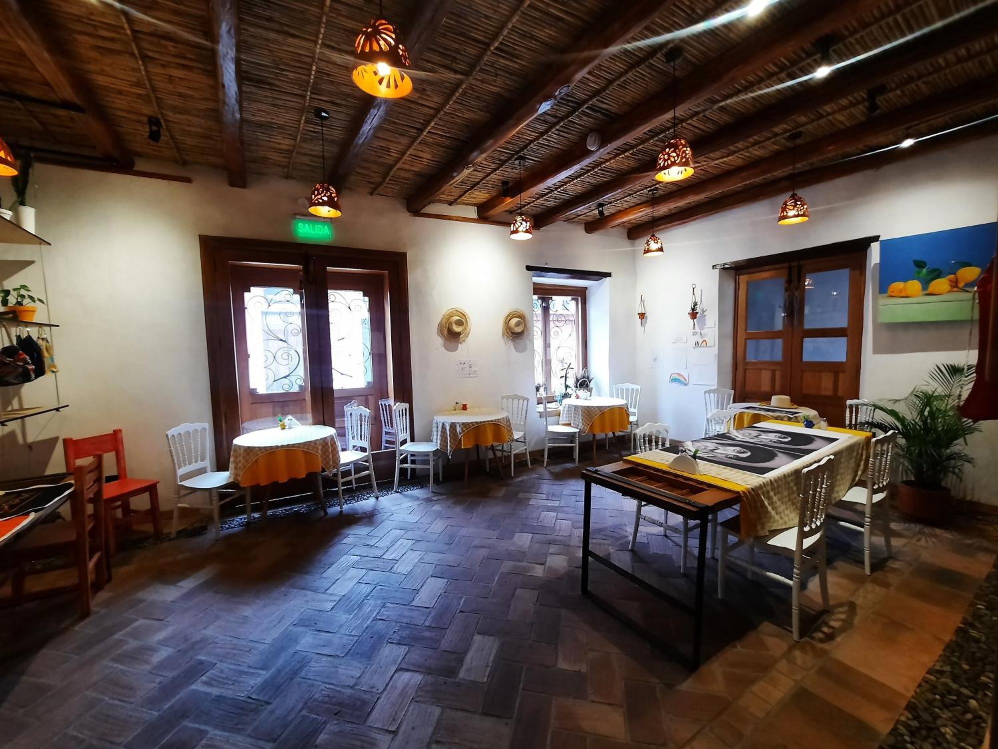 Hostal Suite Le Fabrique Куенка Екстер'єр фото