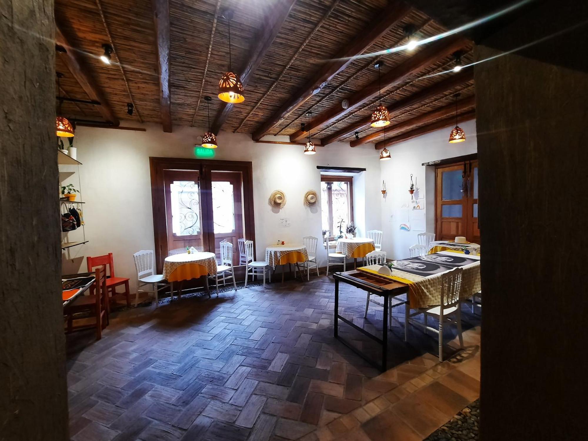 Hostal Suite Le Fabrique Куенка Екстер'єр фото